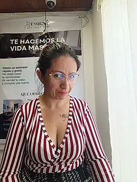 Chat +18 de Valentina--1 ao vivo