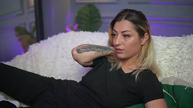 MichelleJo's Live XXX Chat
