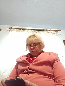 Elena_Beautiful784: онлайн-секс-чат
