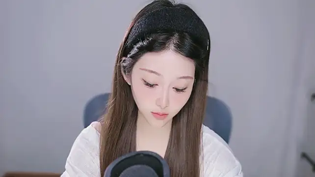 Rourouya 라이브 XXX 채팅