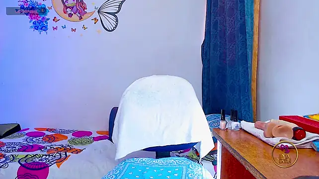 lyalatin Live XXX-Chat