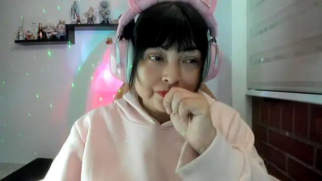 Shaddycute_ Chat XXX in diretta