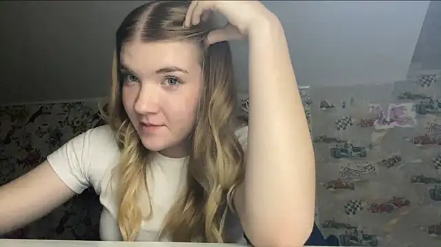 Chatroom XXX en direct de VerdaGormly