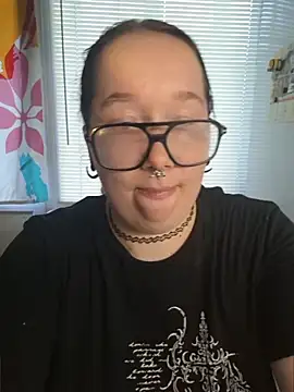 FionaDiorのライブXXXチャット
