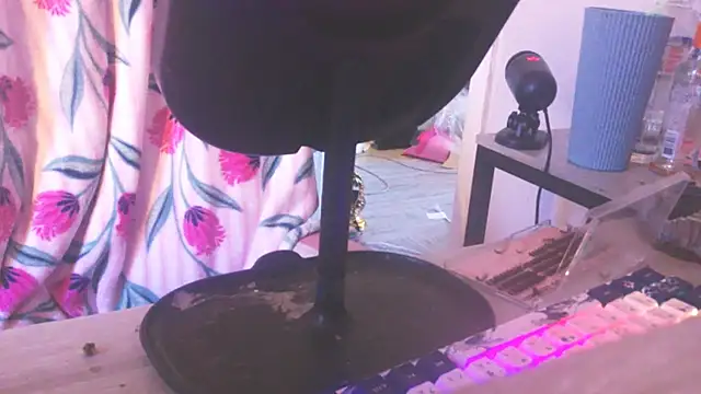 nastydianastrips' Live XXX Chat