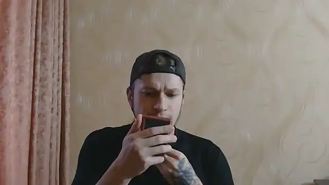 frama666's Live XXX Chat
