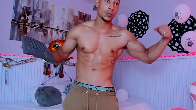 Radly_Andrew Live XXX-chat