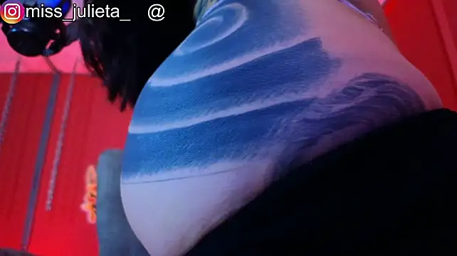 Julieta_RussellのライブXXXチャット