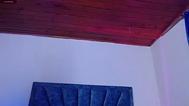 צ'אט XXX בשידור חי של AliciaReby