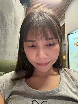 Fire-18's Live XXX Chat