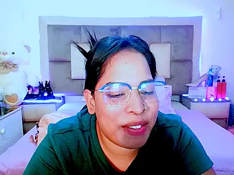 Chat +18 de indiantopaz694u ao vivo