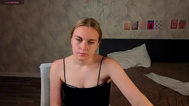 Rihanna-Nell – Live XXX-chat