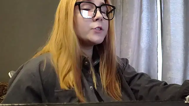 XXX chat uživo modela MayolaRucci