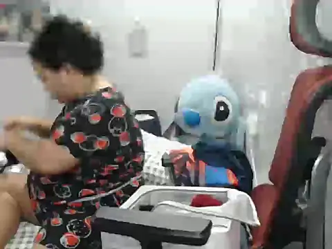 Chat XXX en directo de BubbleButtPinay