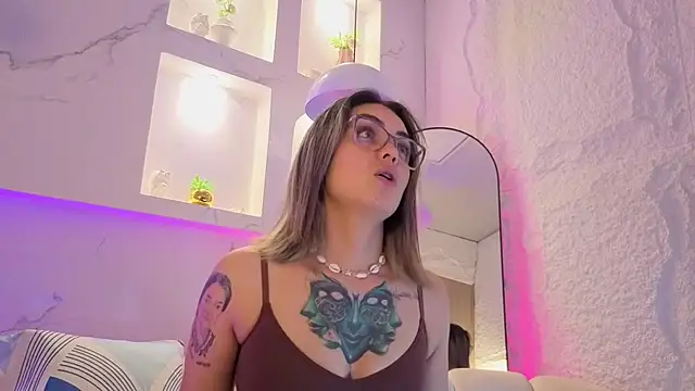 zarcasutra_t Chat XXX in diretta