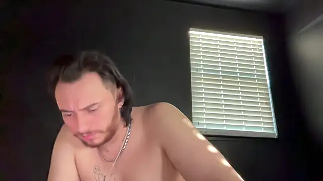 WhiteMamba6910のライブXXXチャット
