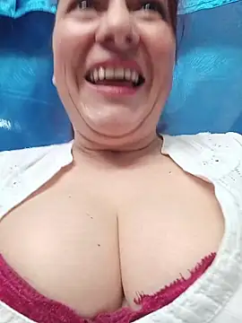 LUISA--30 – Live XXX-chat