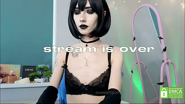 sweetuniporn Live XXX-chat