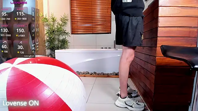 nicktorn élő XXX-chatje
