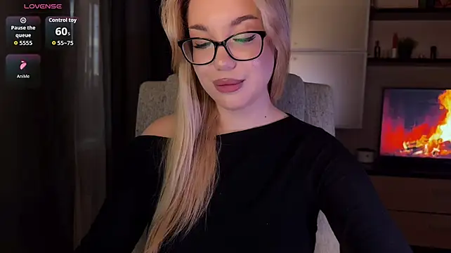 ariashaa Adlı Modelin Canlı XXX Sohbeti