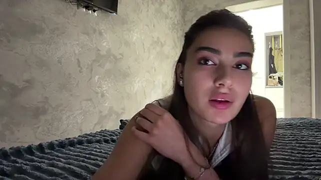 Marnera's Live XXX Chat