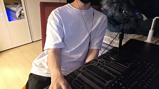 016giy XXX чат на живо