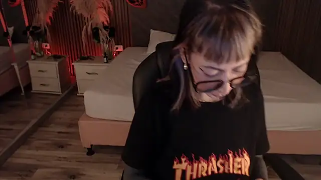 Sam_mansson66 即時 XXX 聊天