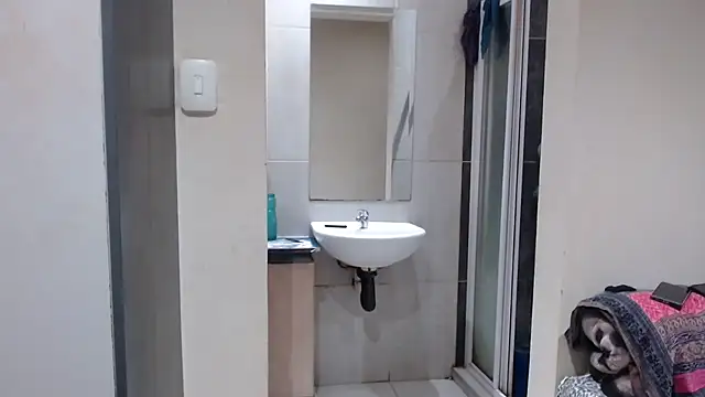 xGIANTEBONY30x Chat XXX in diretta