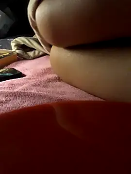 -Tara-a লাইভ XXX চ্যাট