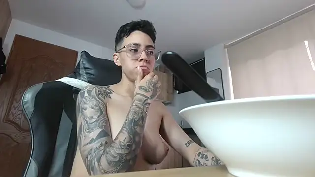 Czat XXX na żywo – Cutie_Shy_