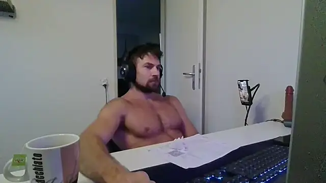 alpha-hunk Adlı Modelin Canlı XXX Sohbeti