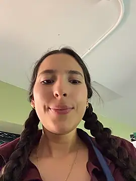 XXX chat uživo modela LittleDoll___