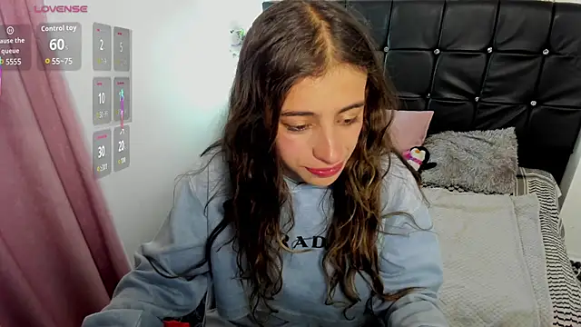 Daynerys26 라이브 XXX 채팅