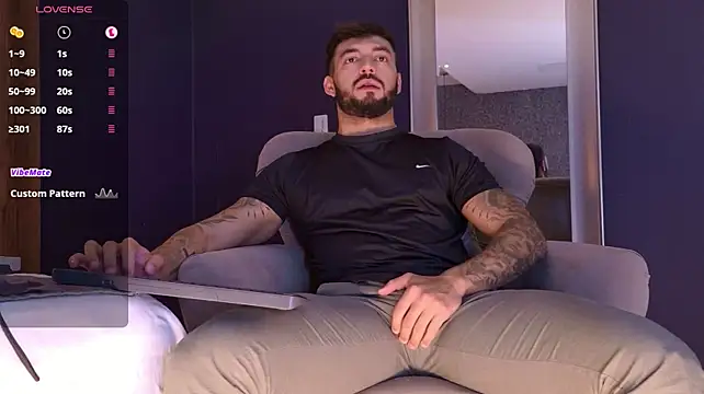 Онлайн чат XXX MarkWalker__