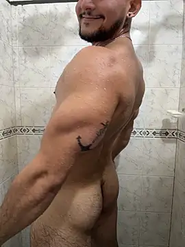 Marco_Vega Adlı Modelin Canlı XXX Sohbeti