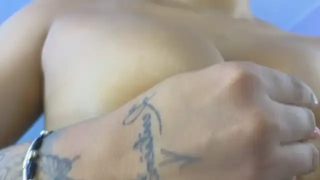 maiaa_ruiz's Live XXX Chat