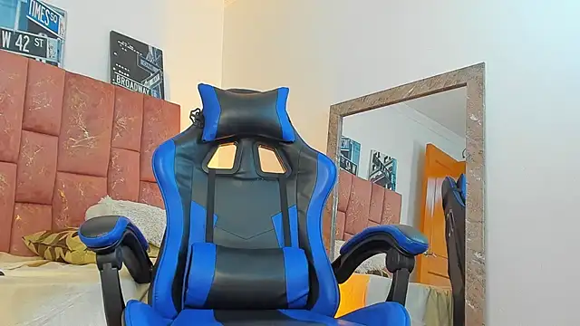 ALPHA_MASTER1 Live XXX-chat