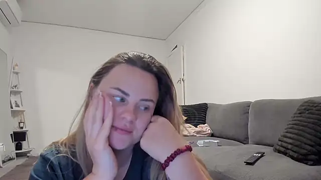bigboobybaby@xh Webcamshow