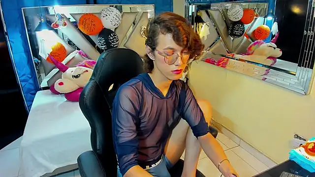 Chatroom XXX en direct de Jav_Frank