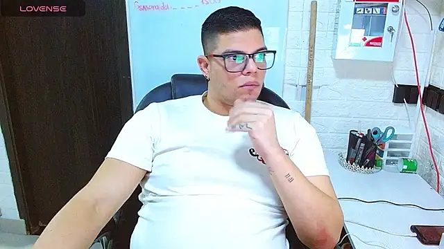 Realjoel01 – Naživo XXX chat
