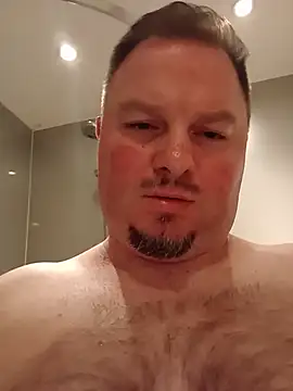 JdaddyGirthy লাইভ XXX চ্যাট