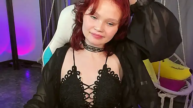 צ'אט XXX בשידור חי של EmilyChaves