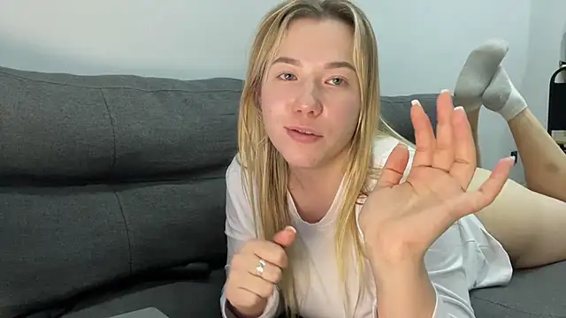 XXX chat uživo modela alyrasun