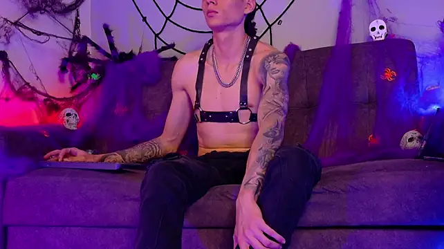 BryanGrey__ Live XXX Chat