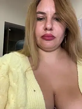 XXX chat uživo modela Passion-Blondy