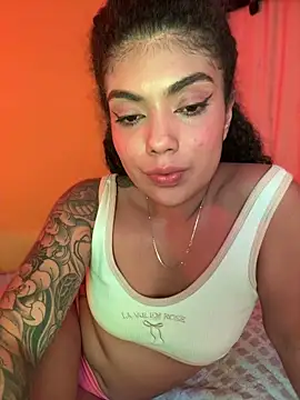MorenayaaのライブXXXチャット