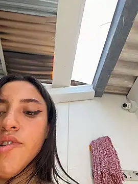 Chat +18 de MeggyMae_ ao vivo