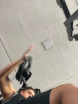Chat +18 de CabaMacho22 ao vivo