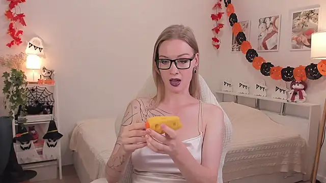 SexyStitcher XXX чат на живо