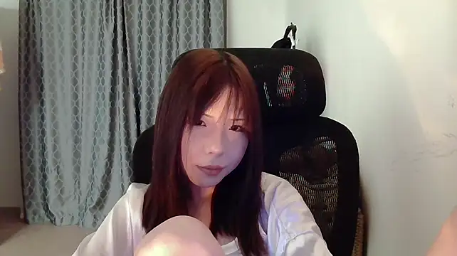 AprilOnilll Live XXX-chat